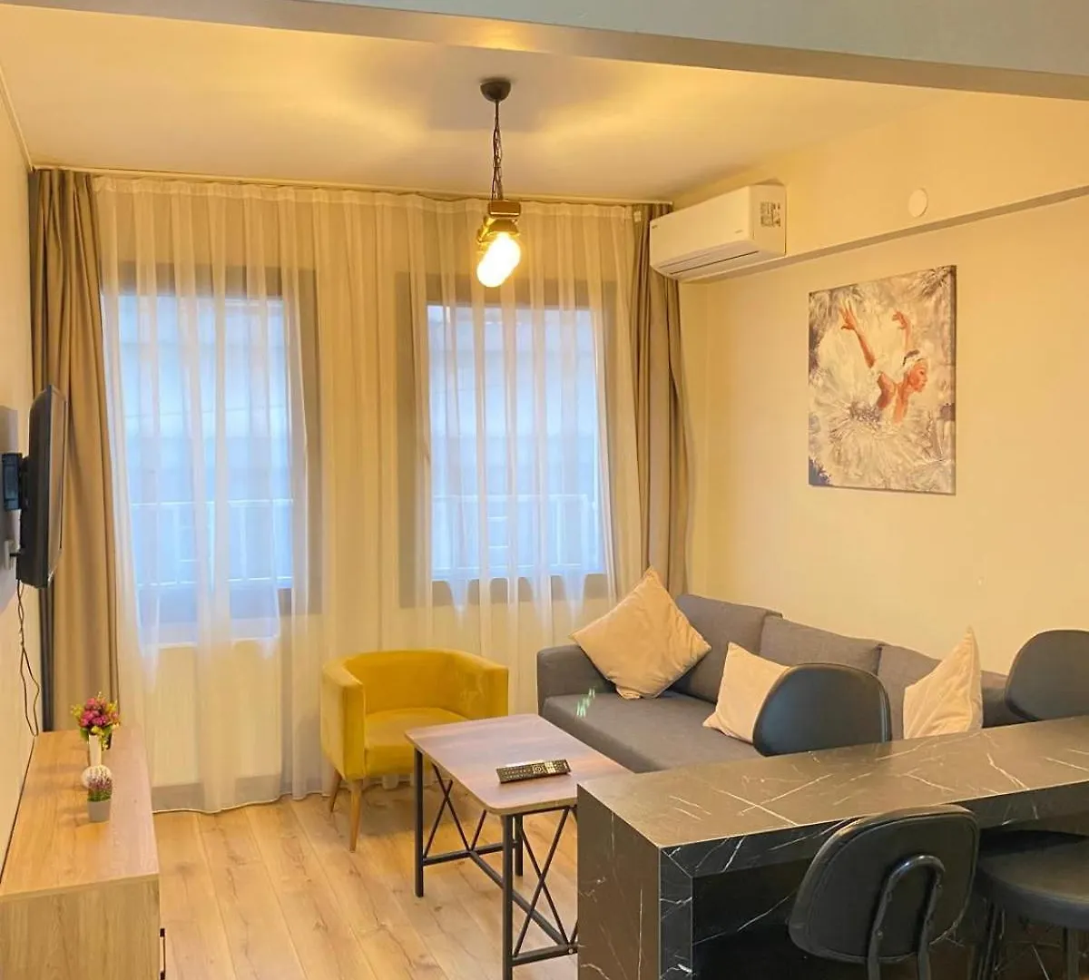 ***  Istanbul Taksim Istiklal Street Casavilla Hotel トルコ