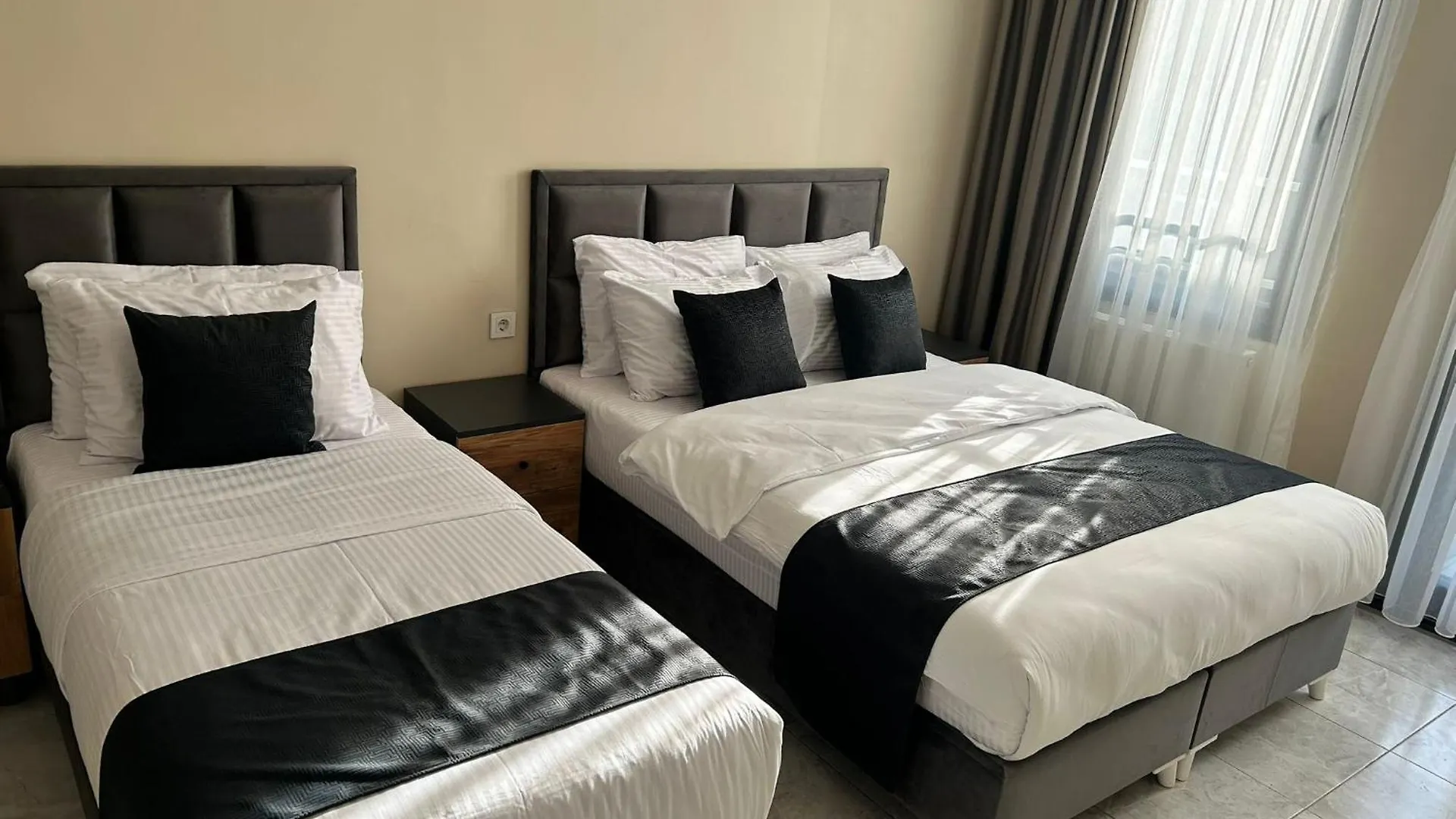 Istanbul Taksim Istiklal Street Casavilla Hotel