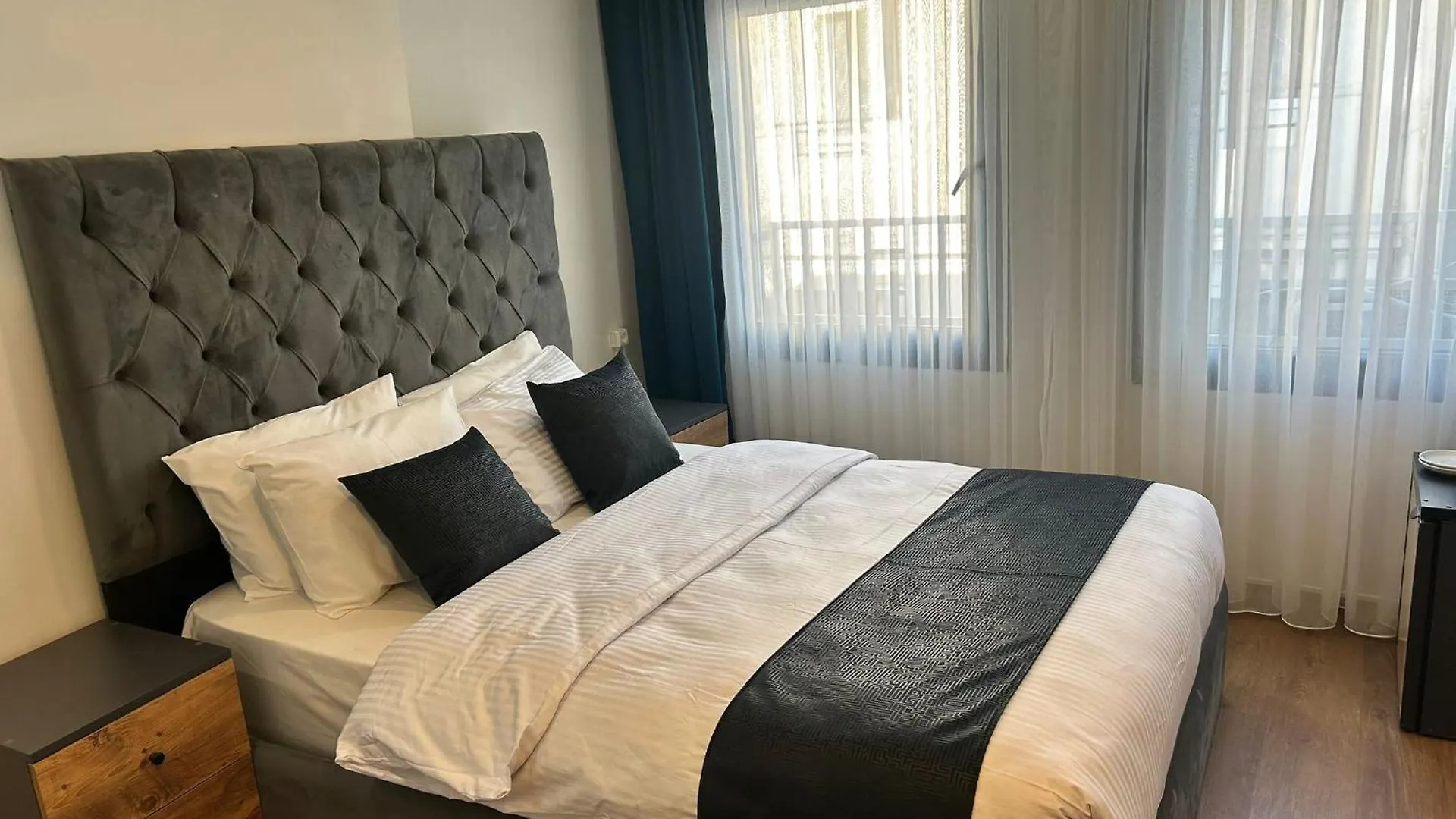 Istanbul Taksim Istiklal Street Casavilla Hotel